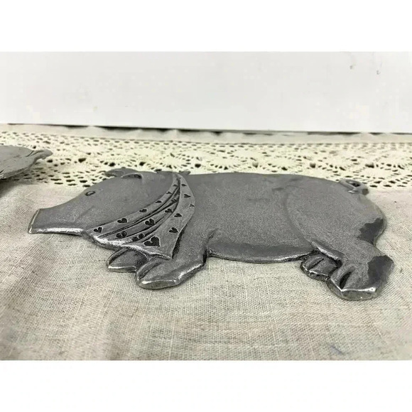 VTG Pewter Pig Trivet and Wall Decor Kitchen - Picture 10 of 14